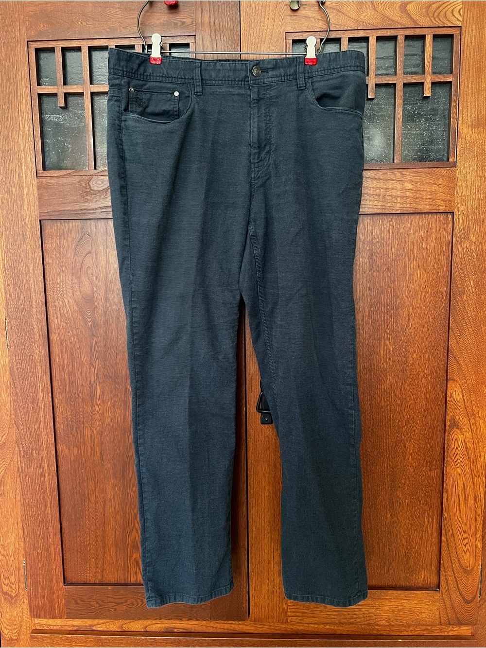 English Laundry Men's Straight Jeans in Black